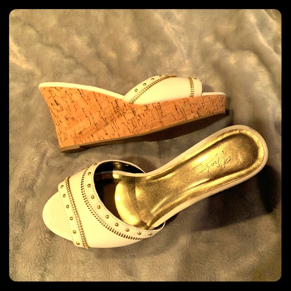 Thalia Sodi platform sandals lightly worn